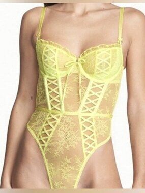 Victoria’s Secret Size Small very sexy wicked Lace Up Teddy Neon Lime Lingerie